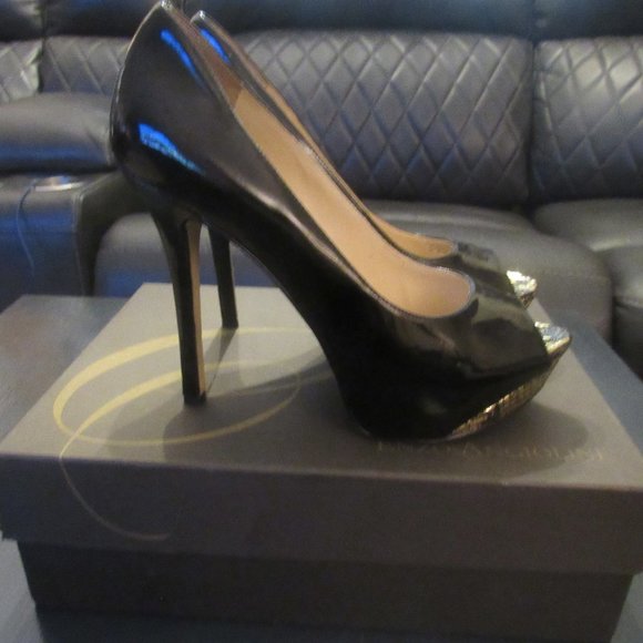 ENZO ANGIOLINI - Black Patent Leather Peeptoe Heels EA7TIMGA ~Sz 9.5 - Picture 1 of 11